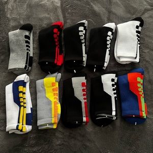 Men’s athletic socks